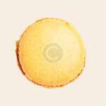 Lemon macaron